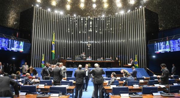 Senado aprova aumento de salários dos ministros do STF para R$ 39,2 mil