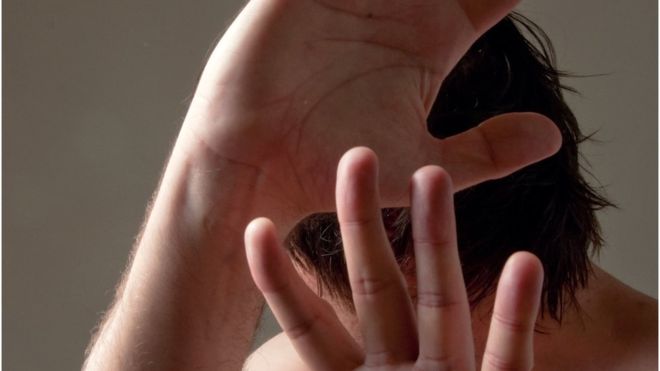 Em SC: Homem é esfaqueado por ex-mulher que não aceitou o fim do relacionamento