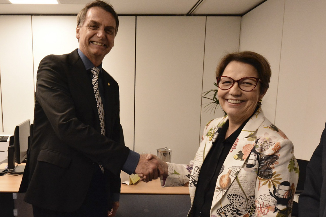Bolsonaro sai em defesa de Tereza Cristina: ela tem nossa confiança