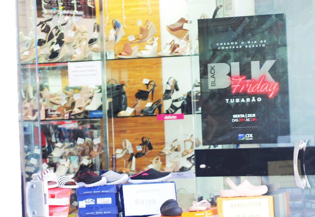Sexta-feira (23): Black Friday no comércio em Tubarão
