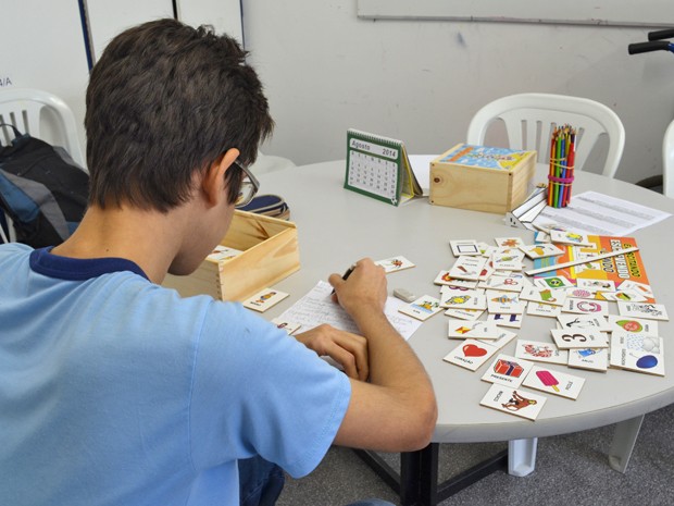 Professores realizam ato contra o fim de ACTs na educação especial