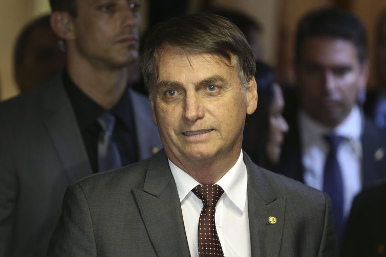 Bolsonaro se prepara para anunciar últimos nomes da equipe
