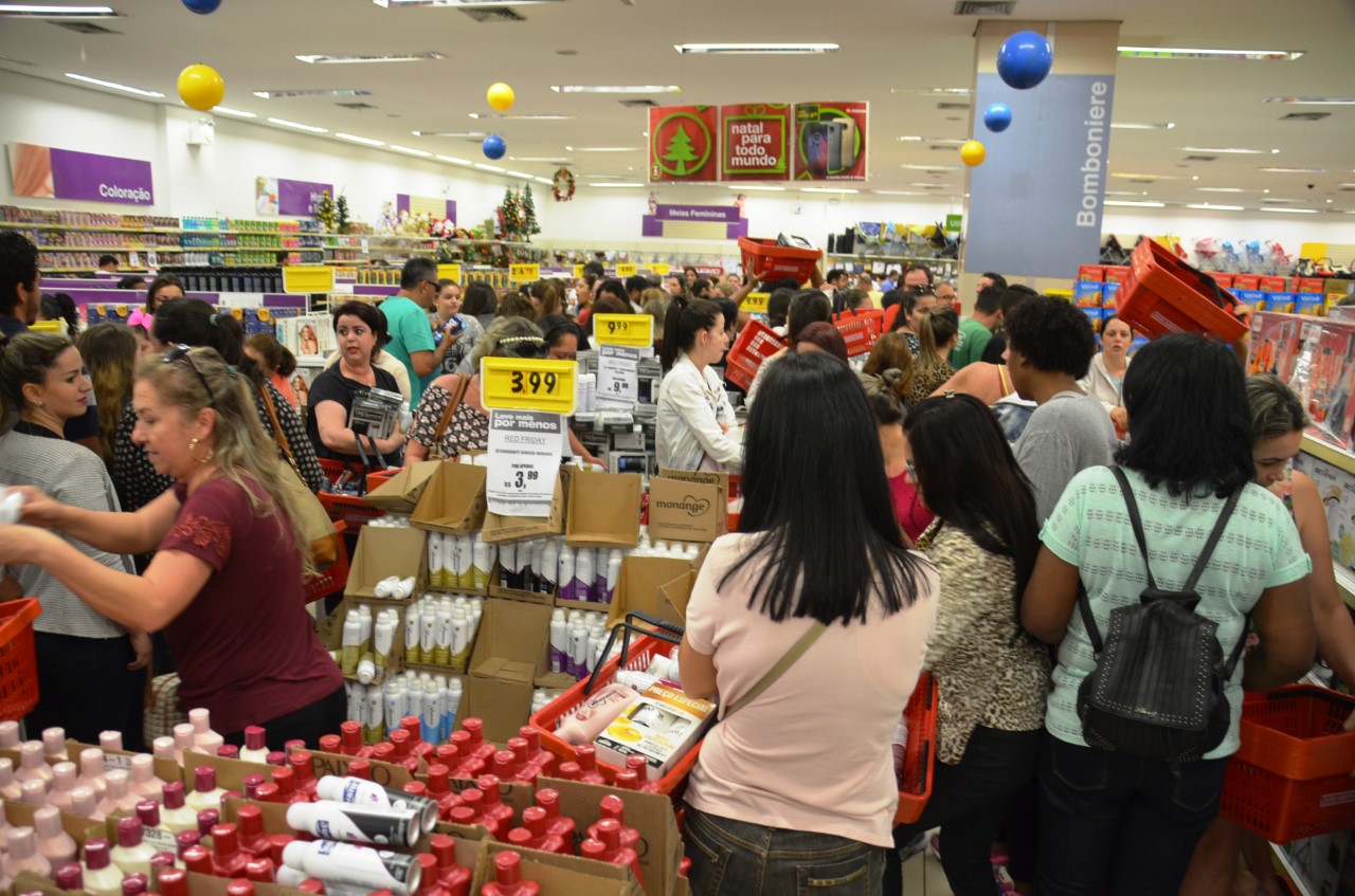 Farol Shopping, em Tubarão, promove Black Friday