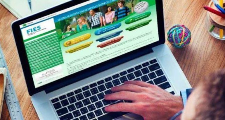 Termina hoje (23) prazo para renovar contratos do Fies