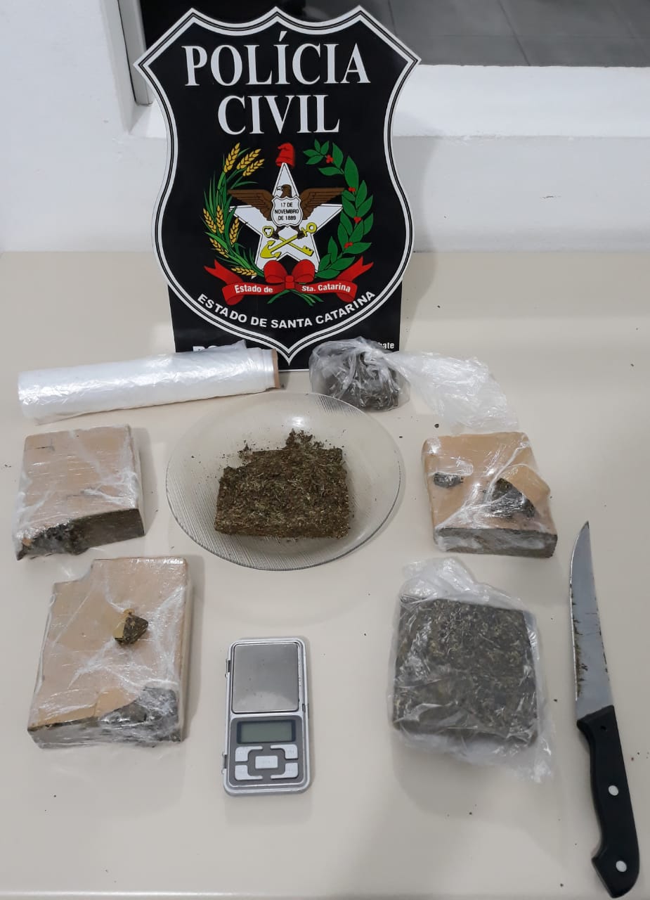 Adolescente de 15 anos é apreendido com 2 quilos de drogas em Tubarão