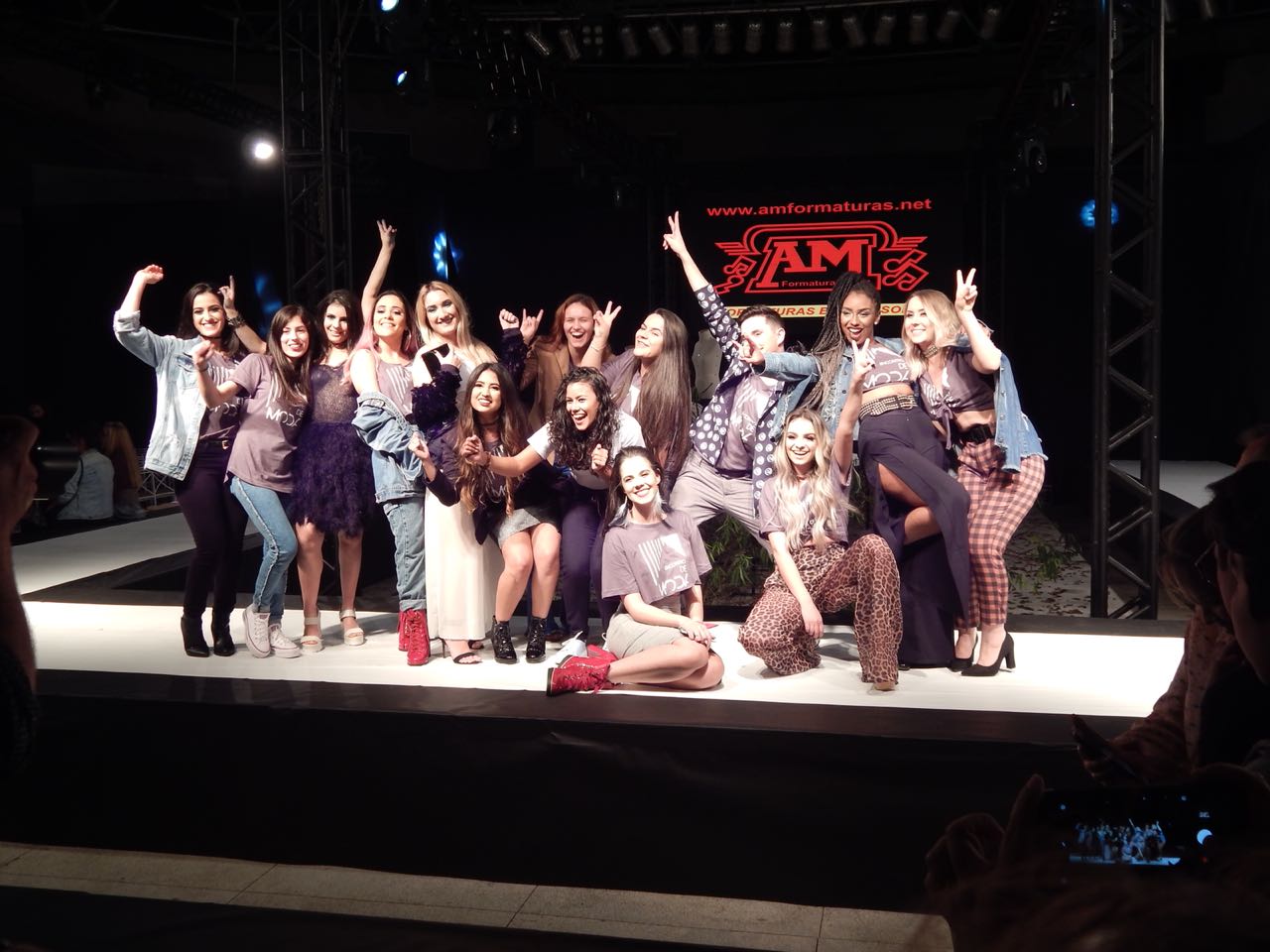 Curso de Moda da Unisul, em Tubarão, promove desfile sobre Mulheres Incríveis