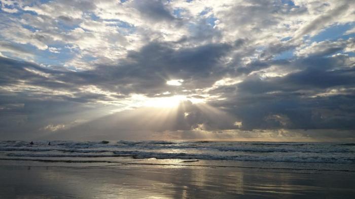 Domingo será marcado por sol entre nuvens na região