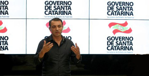 Governador eleito anuncia quatro secretários