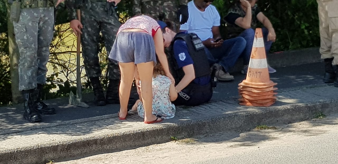 Colisão no Centro de Tubarão alerta para o uso da cadeirinha infantil nos veículos