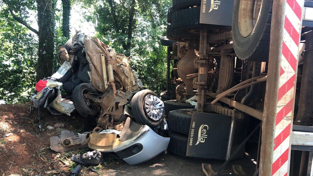 4 mortes em SC: Vítimas de gravíssimo acidente são identificadas