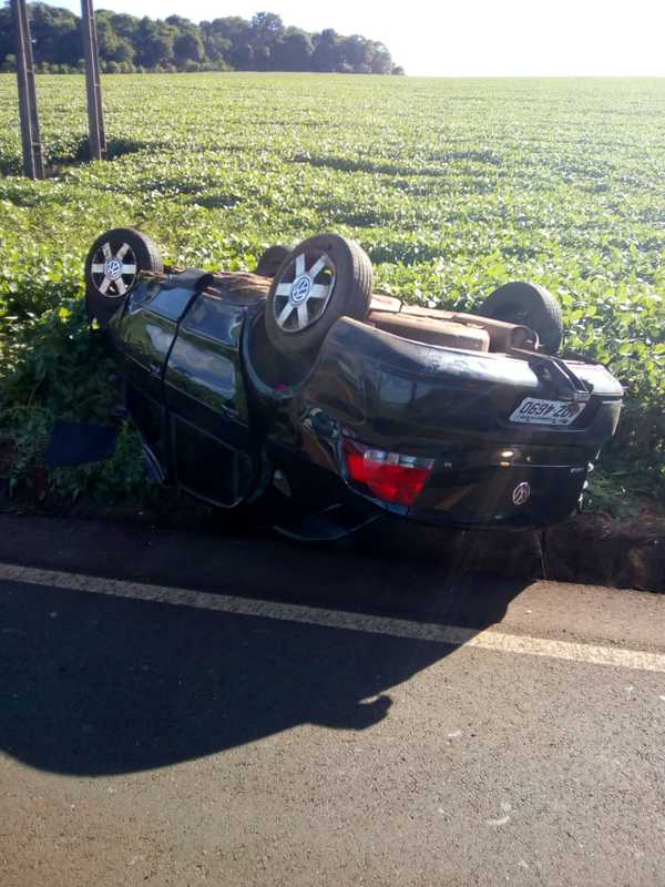 Em SC: Capotamento resulta em dois feridos