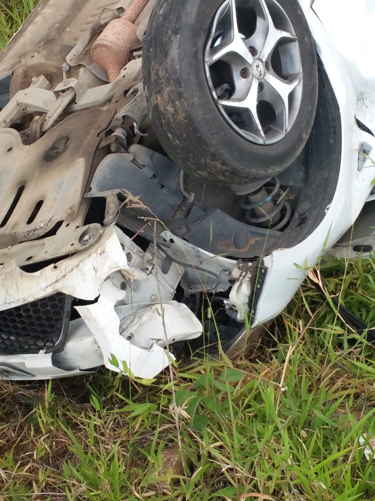 Capotamento é registrado em Pescaria Brava