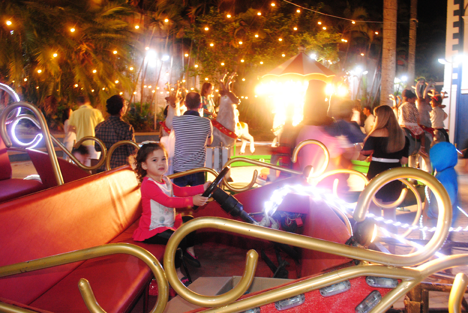 Natal: Comércio está em horário especial em Tubarão