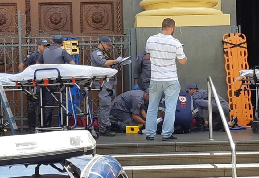Tragédia: Homem invade Catedral de Campinas, mata quatro e tira a própria vida