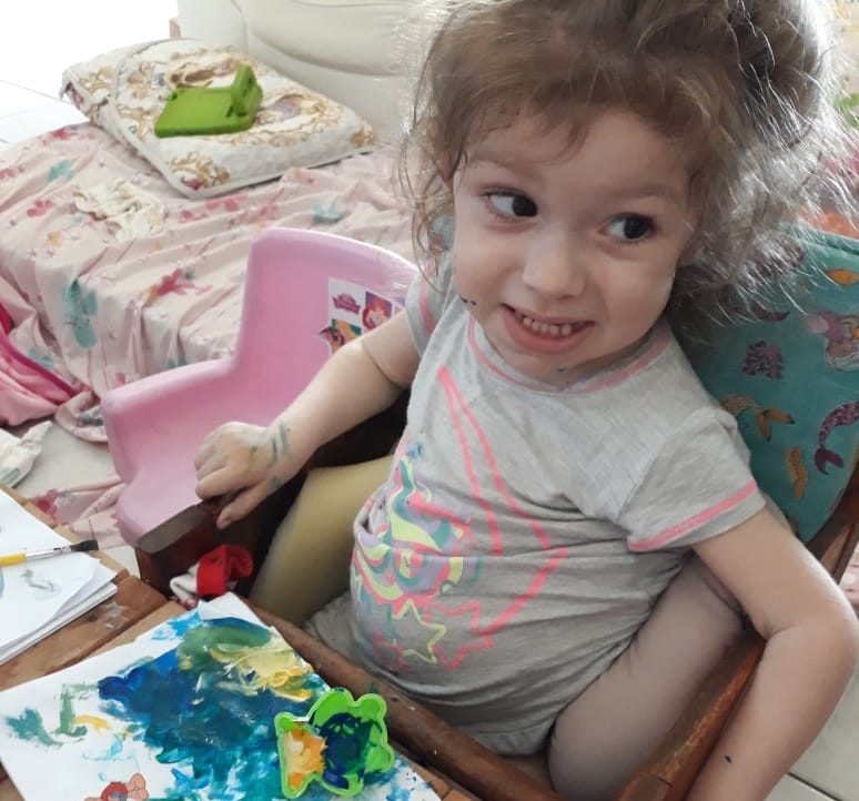 Meta alcançada: Doações para Lívia chegam aos R$ 300 mil, mas campanha continua