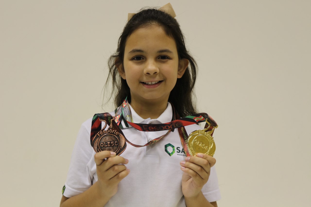 Aluna da Satc conquista medalhas de ouro e bronze na Olesc