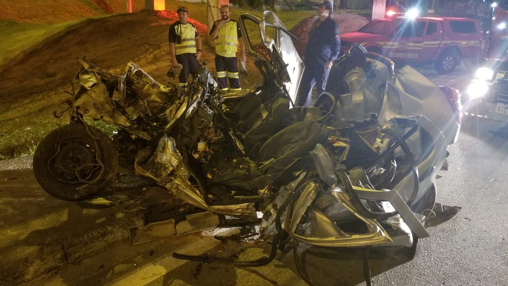 Na Grande Florianópolis: Jovem de 21 anos morre após grave acidente