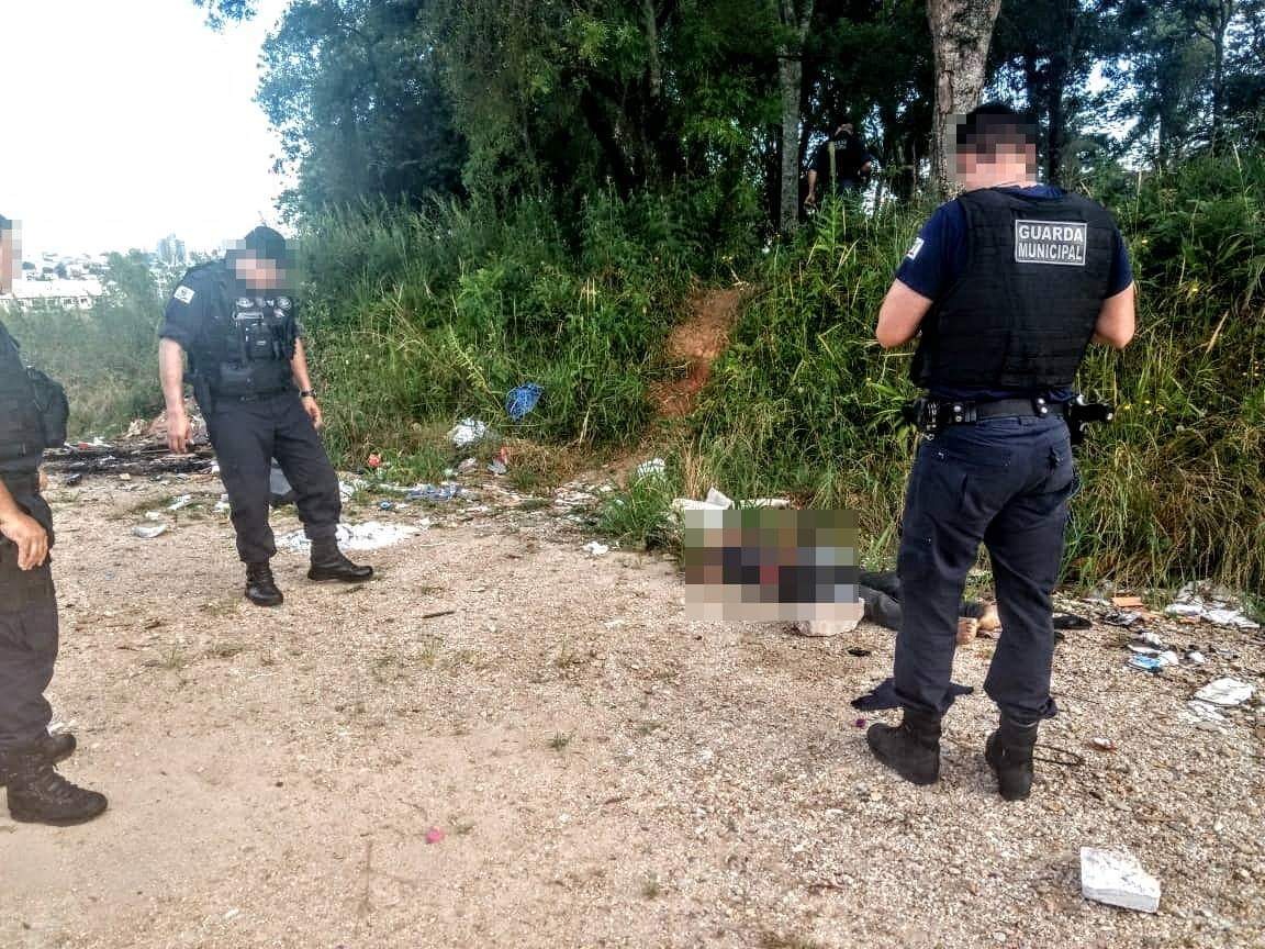 No país: Homem é degolado por ‘amigo’ após consumo de drogas