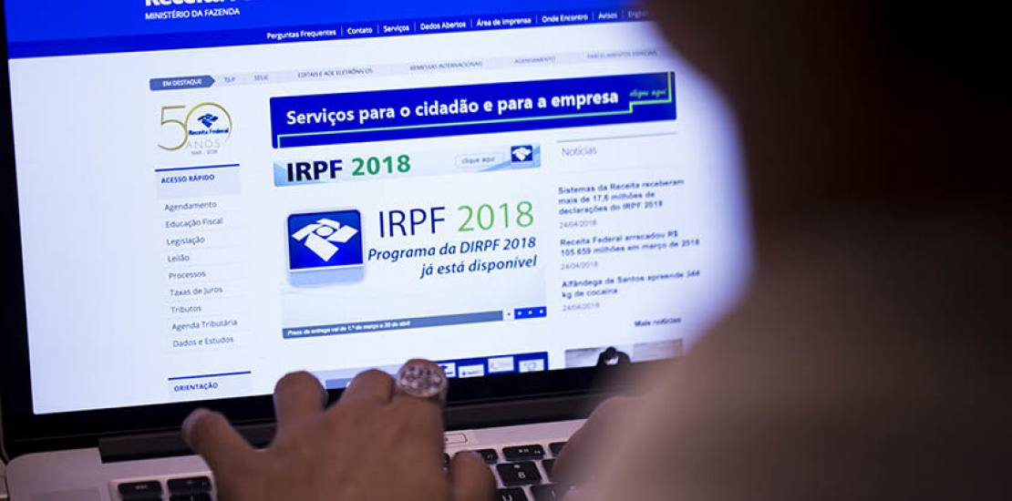 Receita paga hoje (17) as restituições do último lote do IRPF 2018