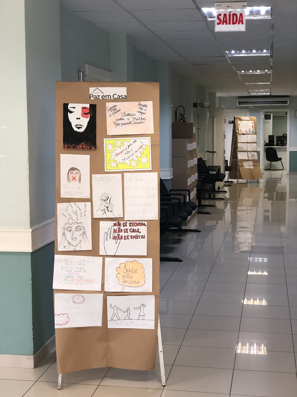 Prevenção da violência doméstica e contra a mulher é tema de exposição em Braço do Norte