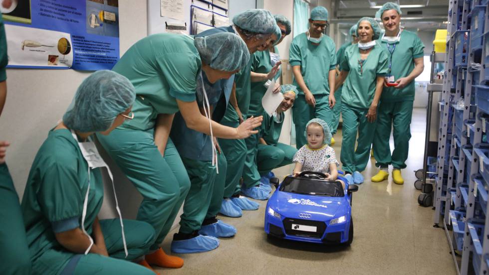 No mundo: De conversível para a sala de cirurgia