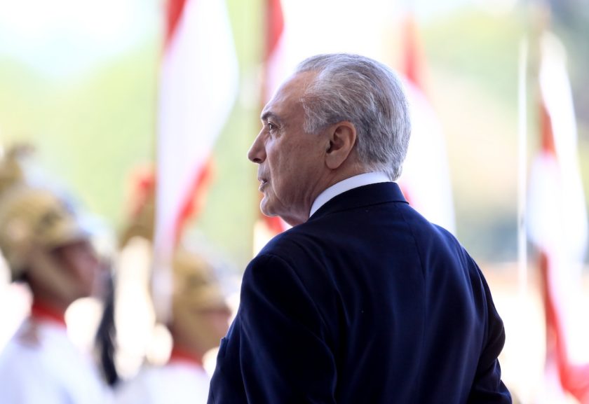 Reviravolta: Temer volta atrás e decide conceder indulto natalino