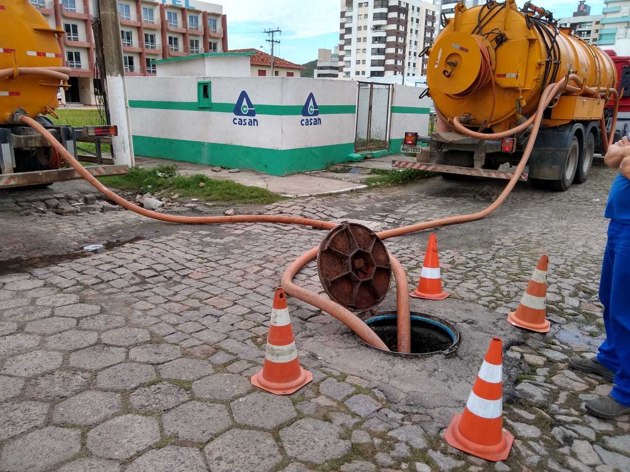 Esgoto: emissário submarino do Mar Grosso está entupido