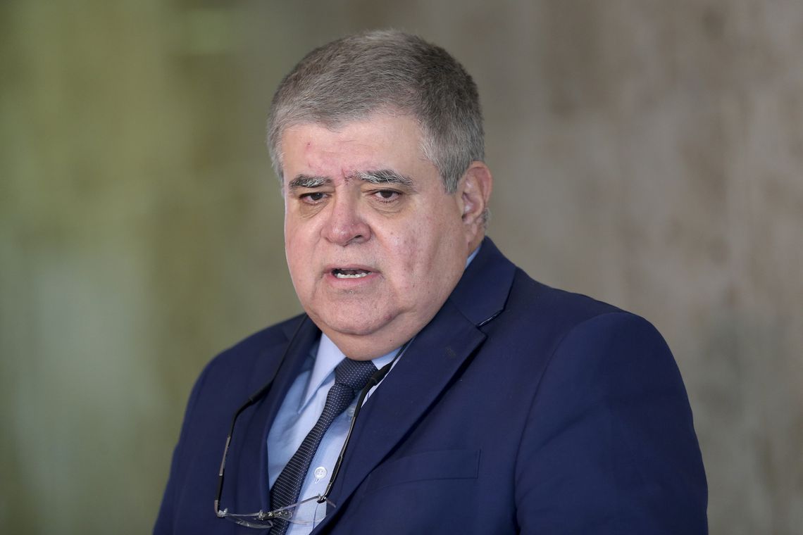 Marun diz que Temer assinará decreto do indulto até amanhã