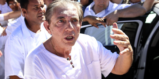 Juiz concede prisão domiciliar para médium por posse ilegal de arma