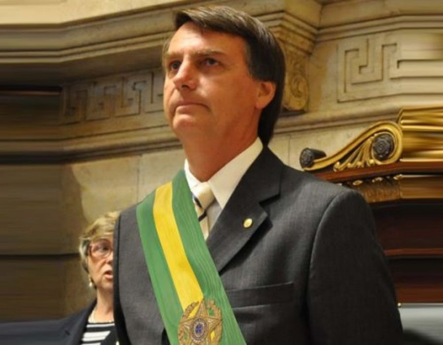 Bolsonaro, 38º presidente do país, toma posse hoje (1) à tarde