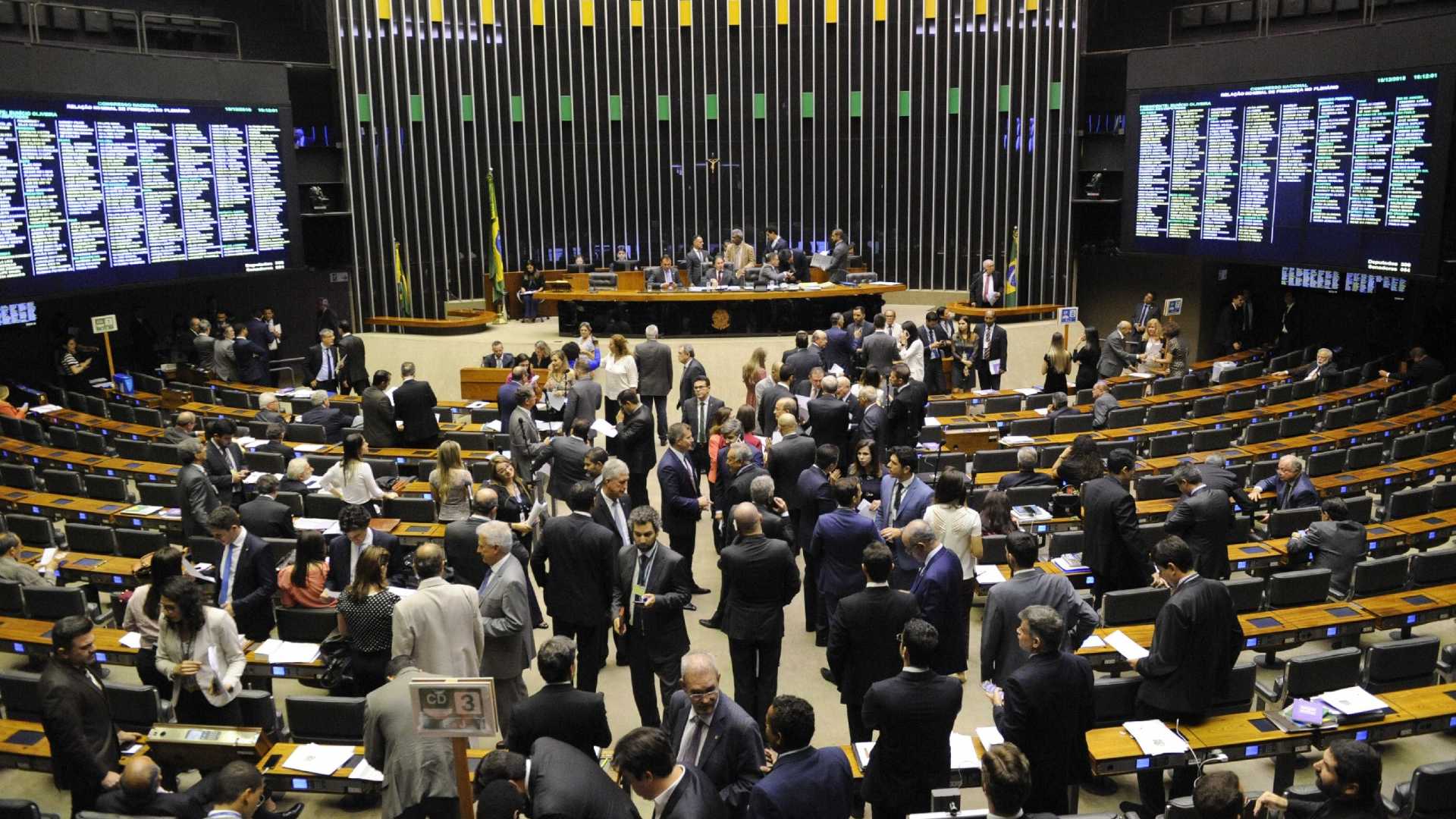 Moro quer enviar ao Congresso proposta de criminalização do caixa 2