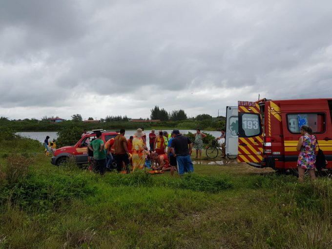 Passo de Torres: Menina de oito anos morre após se afogar em rio