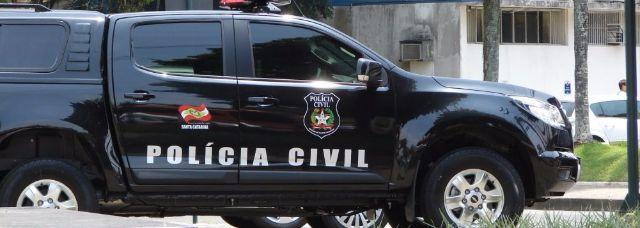 Araranguá: três pessoas são presas em desmanche de carro