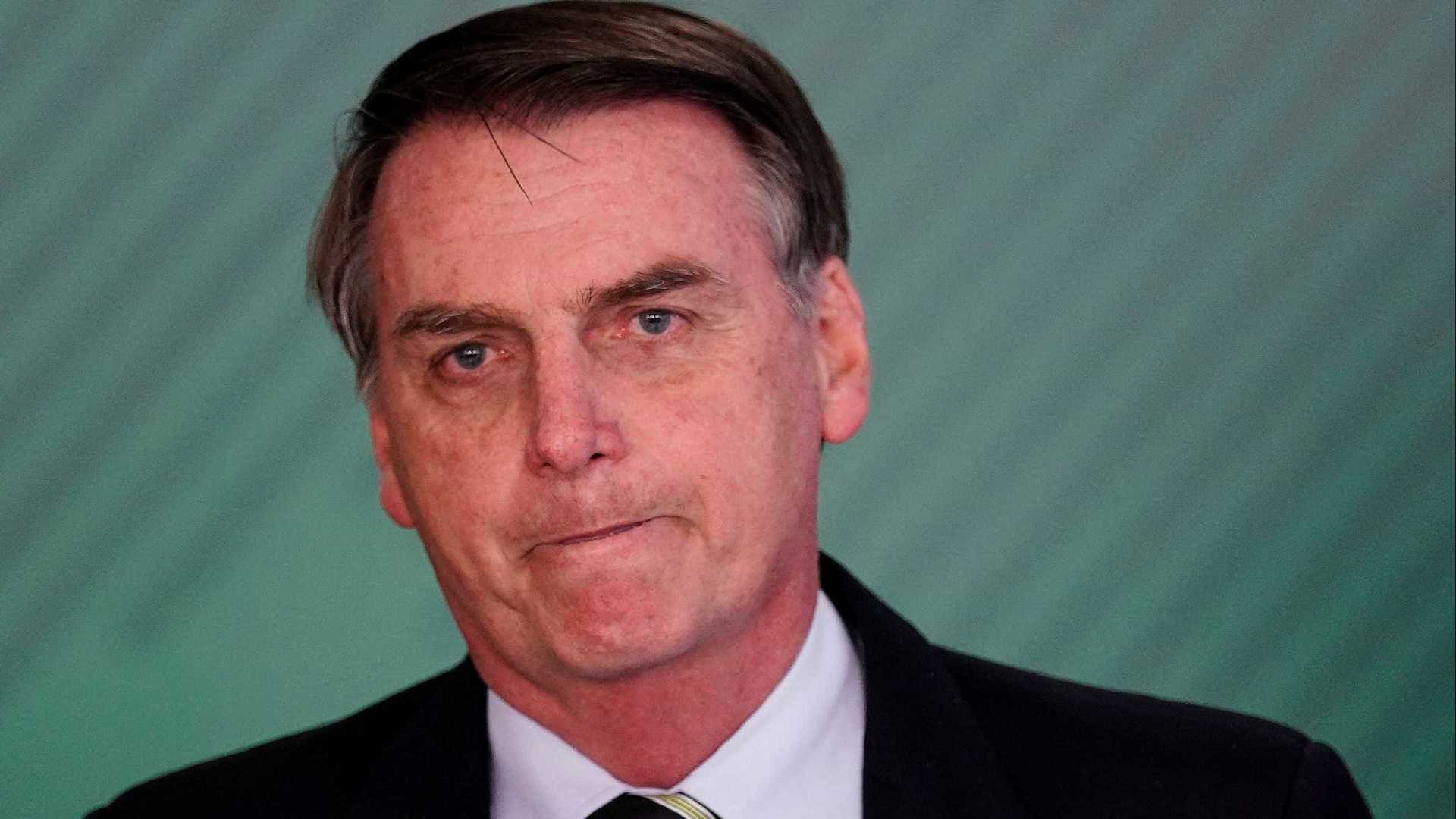 Bolsonaro cria conselho para crise e governo decreta luto de 3 dias