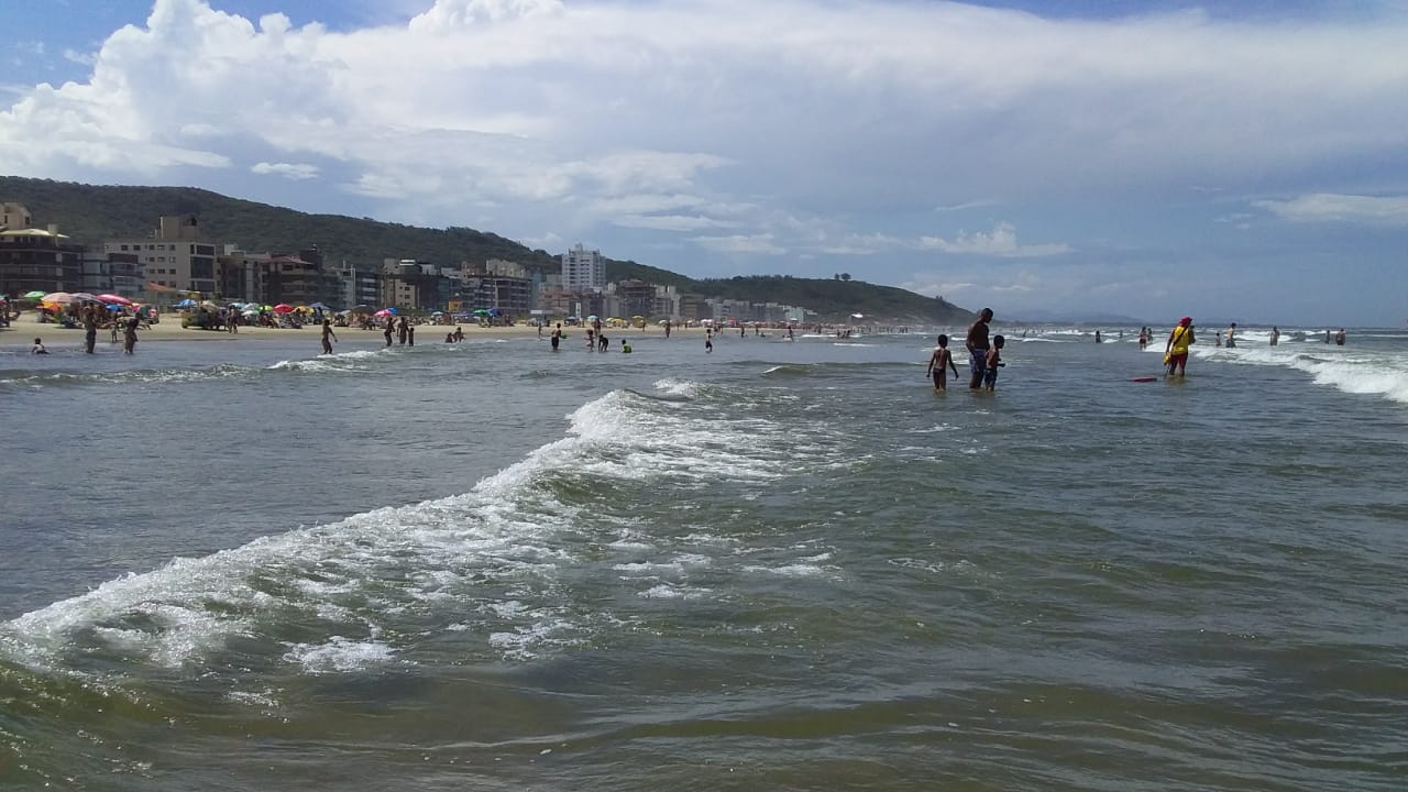 Previsão aponta temperatura de 40°C em SC e risco de temporais nos próximos dias