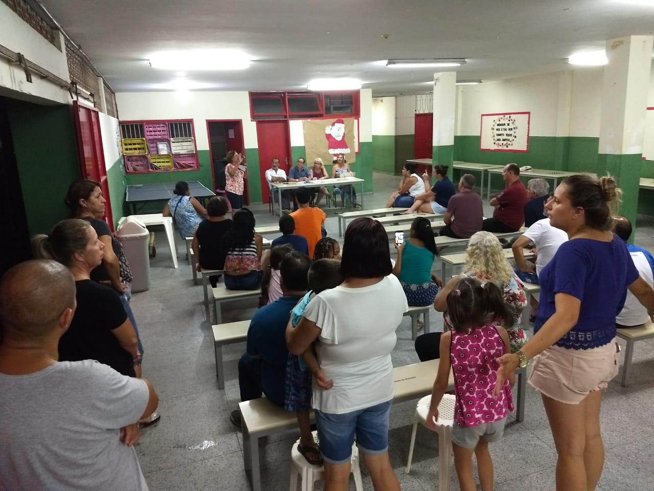 Fechamento da Escola Prof. Tomé Machado Vieira, em Tubarão, é pauta de reunião