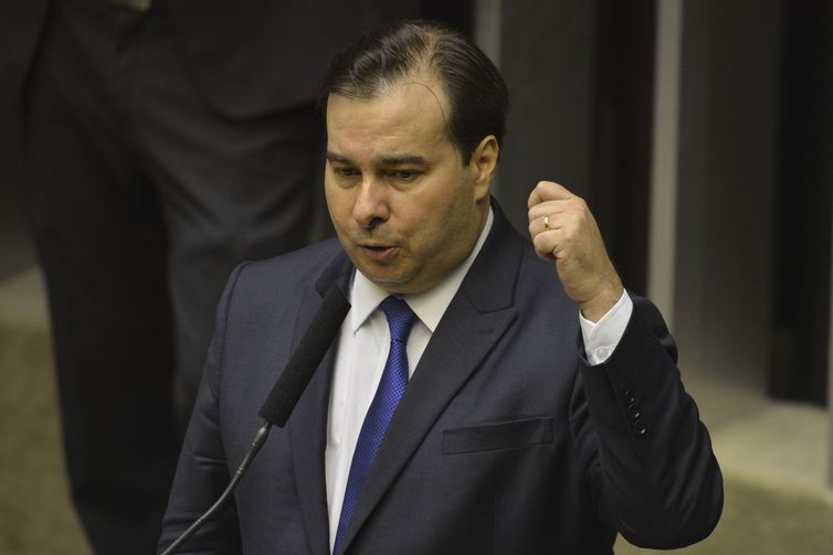 Rodrigo Maia é reeleito presidente da Câmara dos Deputados