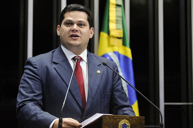 Davi Alcolumbre (DEM-AP) é eleito presidente do Senado