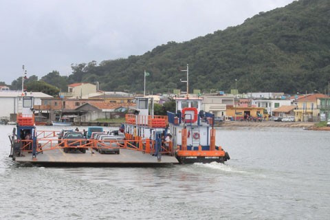 Audiência discute melhorias na travessia da balsa em Laguna