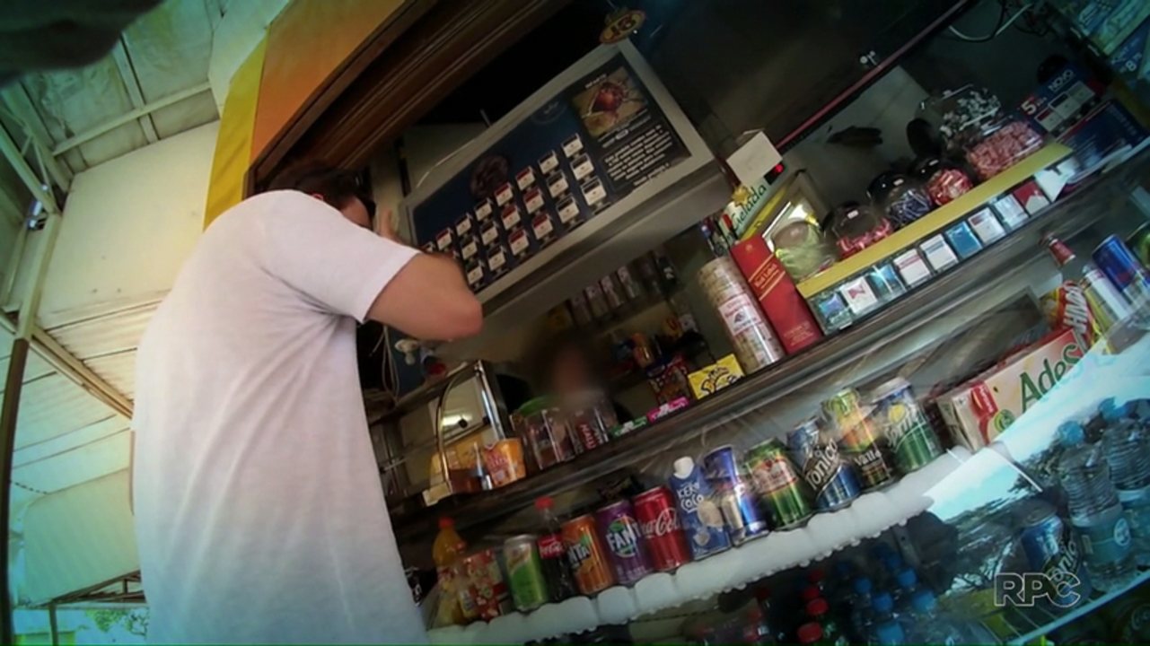 Operação Varejo: Policiais flagram bares com venda irregular de cigarros na região