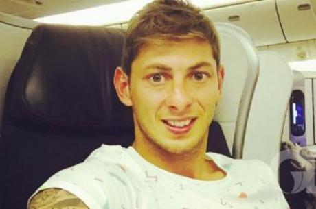 Internacional: Corpo retirado do avião é do jogador Emiliano Sala