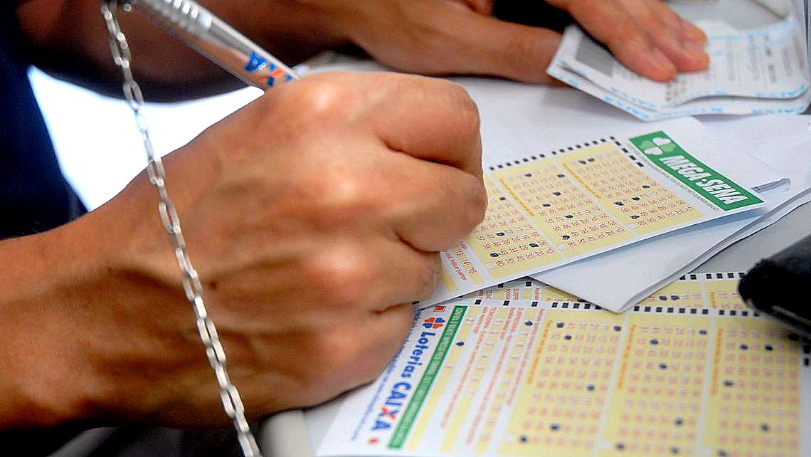 Mega-Sena pode pagar hoje prêmio de R$ 5,5 milhões