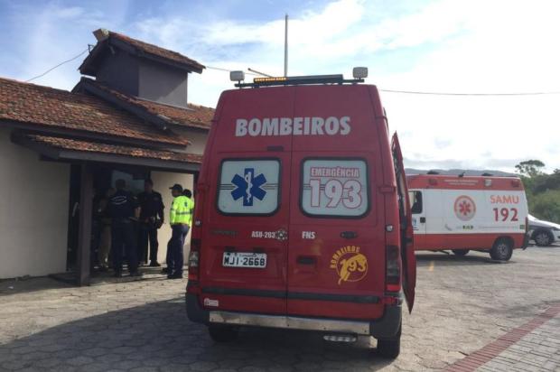 No Estado: Dois homens são presos após serem flagrados roubando equipamentos dos bombeiros