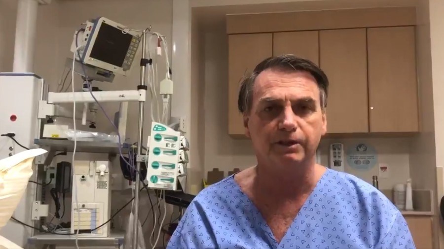 Bolsonaro recebe alta e deixa hospital em São Paulo