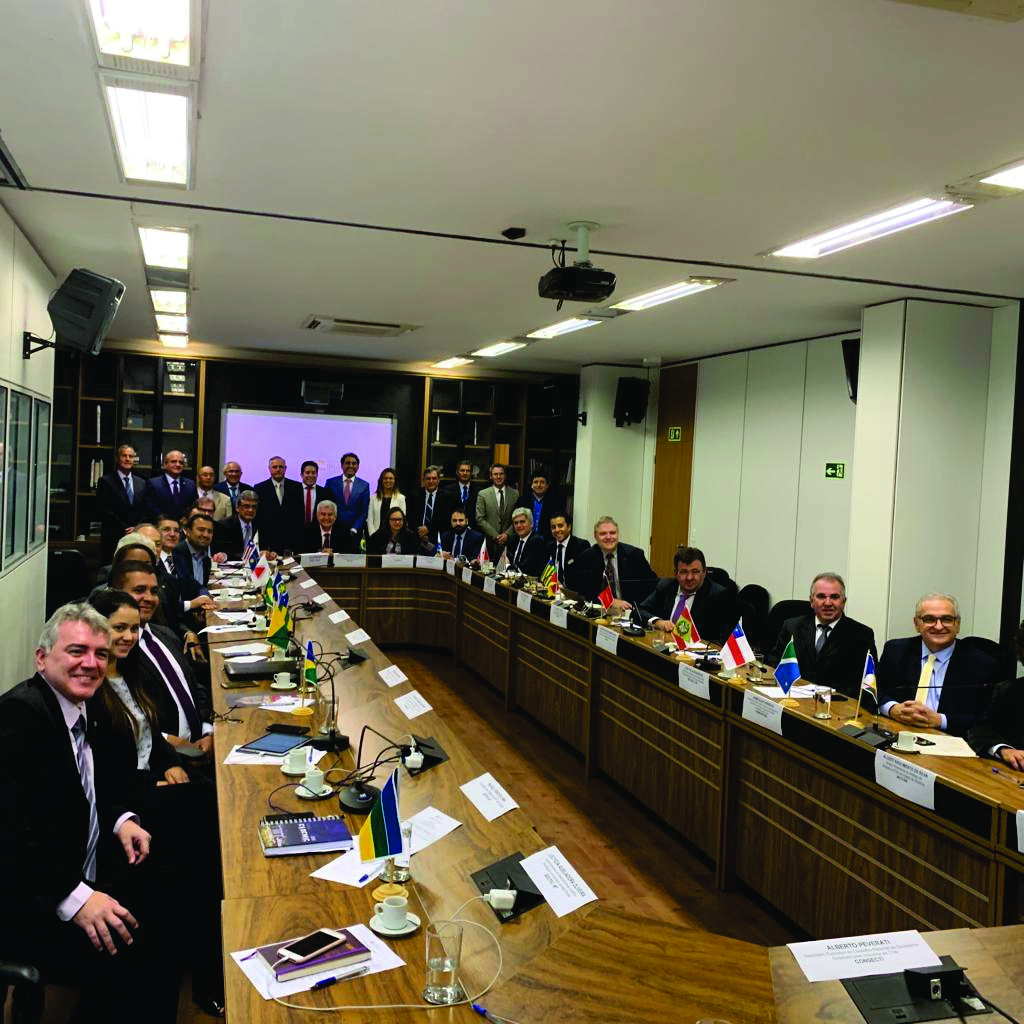 Lucas Esmeraldino é eleito diretor da Regional Sul do Consecti