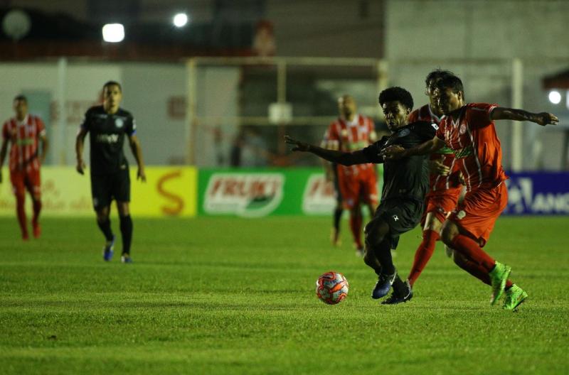Clássico entre Hercílio Luz e Tubarão termina em empate