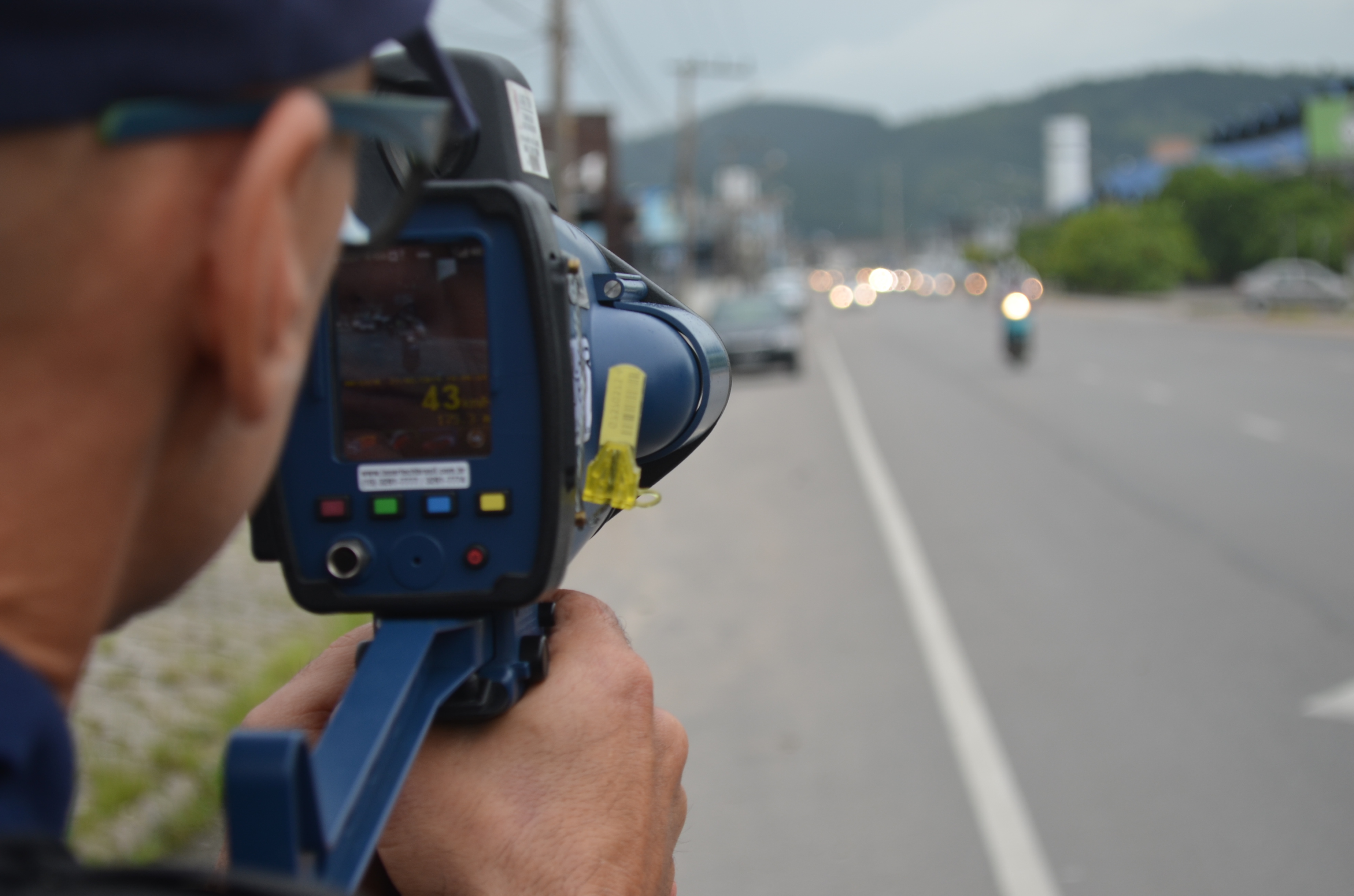 Guarda Municipal de Tubarão recebe treinamento para operar radar de controle de velocidade
