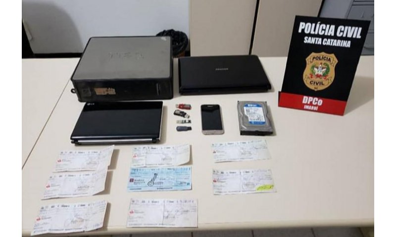 Polícia prende dupla de estelionatários em Imaruí