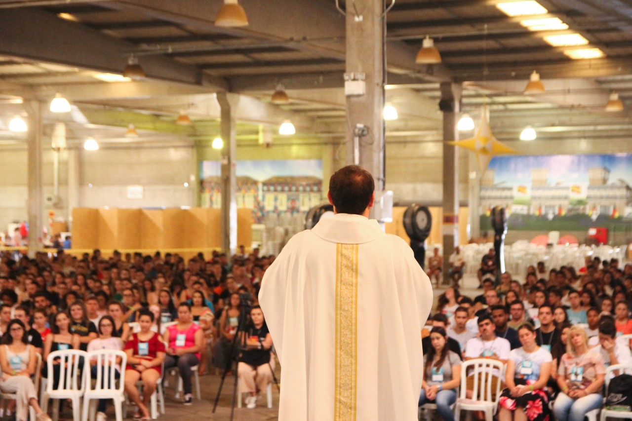 Missa e pregação marcam o primeiro dia do Vinde e Vede