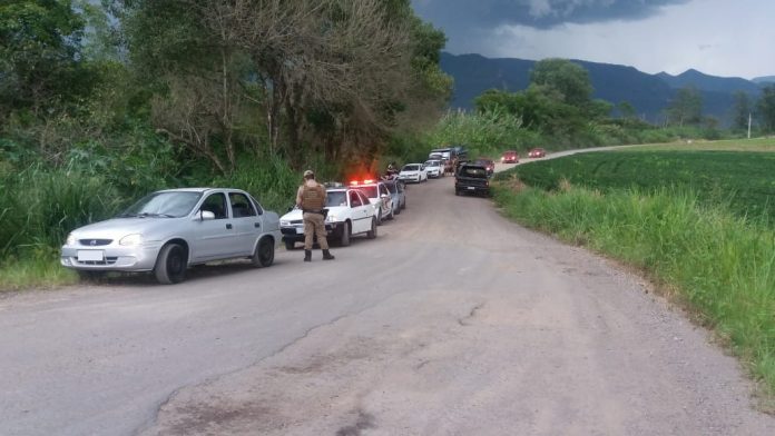 Embriaguez na direção: Idoso tenta subornar policiais e é preso